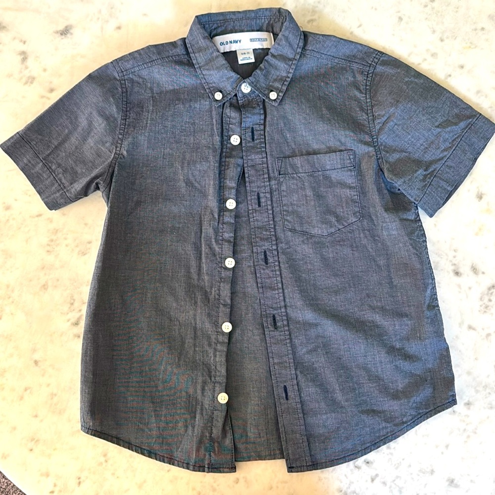 Old navy boys button down shirt 6-7
